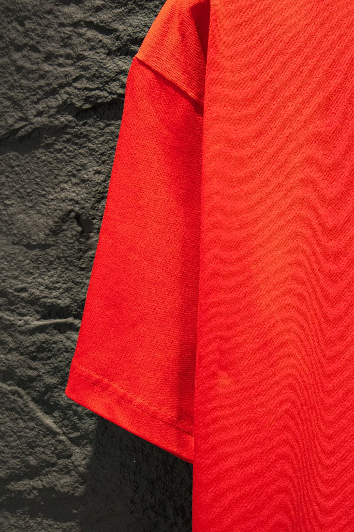 ：5241#p84 🆕 os ， nice✔️ - ⚠️100% 32 260 ， ， ， ！！ ， ！ # # oversize ， ！ ， ！ “ ” 💏 :Black Red Size:XS S M L